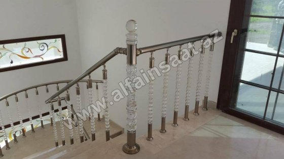 Pleksi məhəccər sistemləri