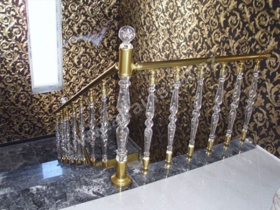 Pleksi məhəccər sistemləri