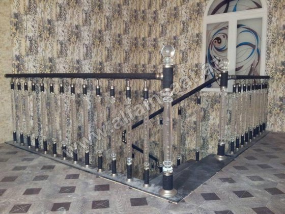 Pleksi məhəccər sistemləri