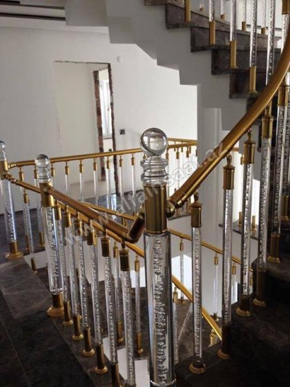 Pleksi məhəccər sistemləri