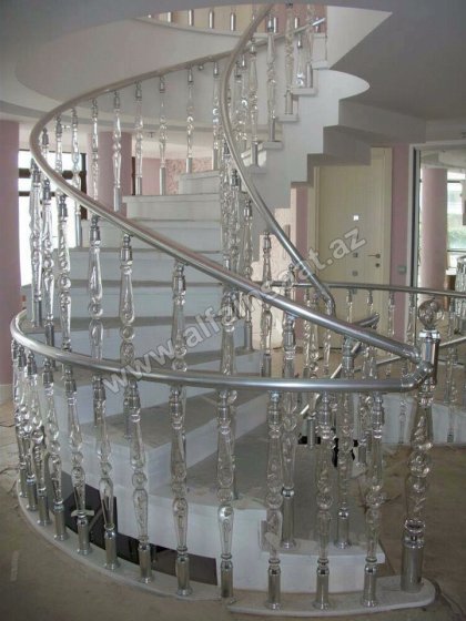 Pleksi məhəccər sistemləri