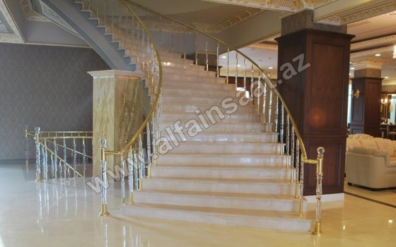 Pleksi məhəccər sistemləri