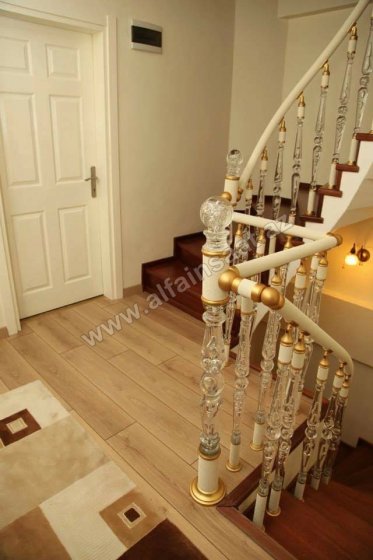 Pleksi məhəccər sistemləri