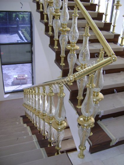 Pleksi məhəccər sistemləri