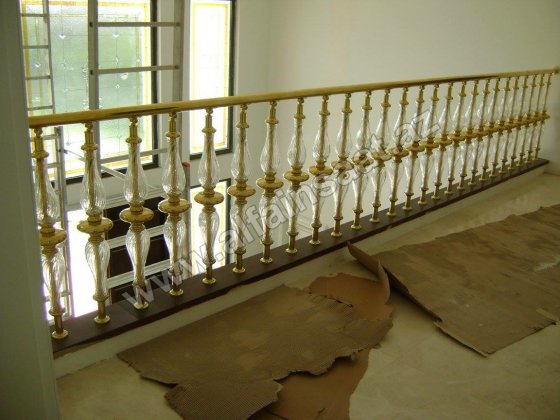 Pleksi məhəccər sistemləri