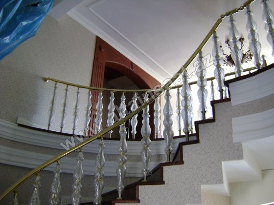 Pleksi məhəccər sistemləri